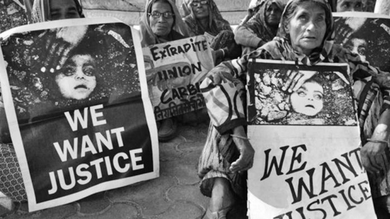 Why the survivors of Bhopal gas disaster continue to agitate for justice  even after 37 years – The Leaflet